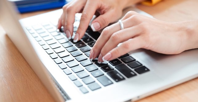 تایپ متن، تبدیل فایل و آمادهسازی نوشتههای شما را انجام دهم